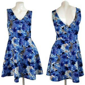 Forever 21 Blue Watercolor Floral Sleeveless Scuba Fit & Flare Skater Dress